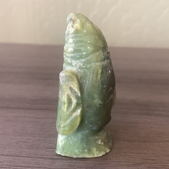 Buddha Statuette - Carved Gemstone - Picture 5 of 7